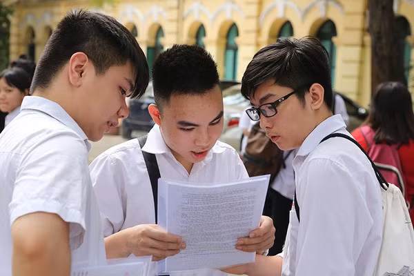 Nhiều thí sinh tỉnh miền núi Hà Giang đạt điểm gần tuyệt đối môn thi Toán. (Ảnh minh hoạ)