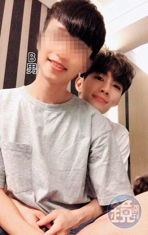 Những người bạn trai của Viêm Á Luân.