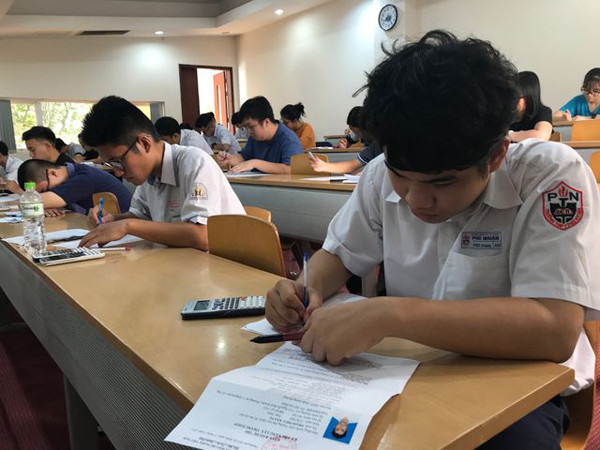 Thí sinh dự thi kiếm tra năng lực do ĐH Quốc tế tổ chức vào tháng 5