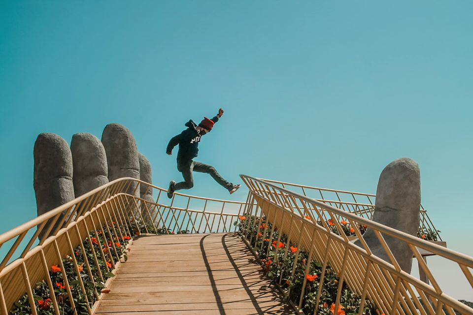 Ảnh: Bắc Thang Lên Hỏi Ông Trời, vivianpham._, Dong Ngo.