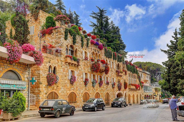 Vẻ bình yên của thị trấn nghỉ dưỡng Broummana, một trong những điểm hút khách du lịch bậc nhất tại Lebanon.