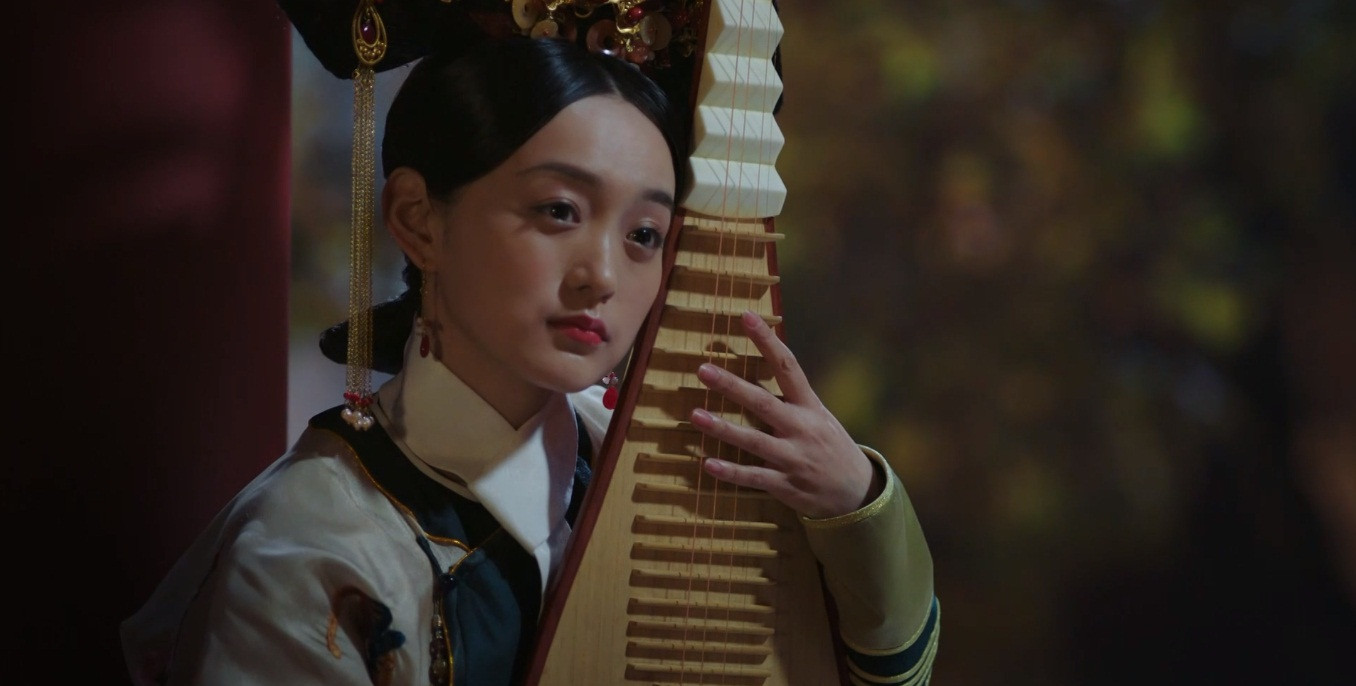 Bạch Nhị Cơ không ngờ rằng mình không chỉ đàn sai một lần đó, mà là đã đàn sai cả khúc nhạc cuộc đời.