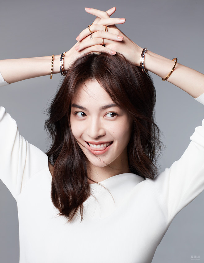 Chung Sở Hy đảm nhận vai nữ chính Trình Tâm.