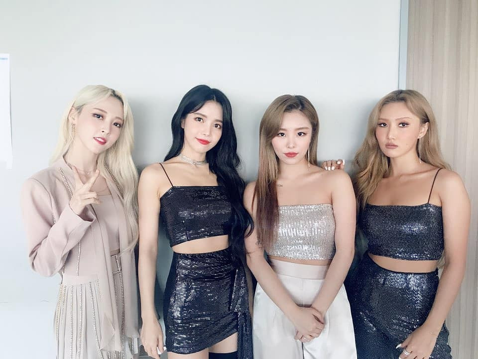 Mamamoo từng được đặt tên là Belly Button (Lỗ rốn)