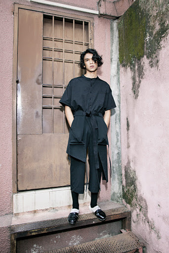 Khám phá "lai lịch" của các NTK nổi tiếng sẽ xuất hiện tại "VIFW 2019" ảnh 3