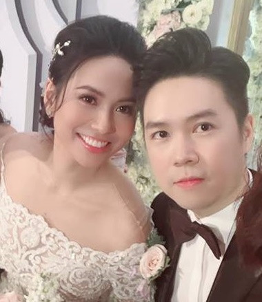 Lê Hiếu cùng Thu Trang trong ngày vu quy.
