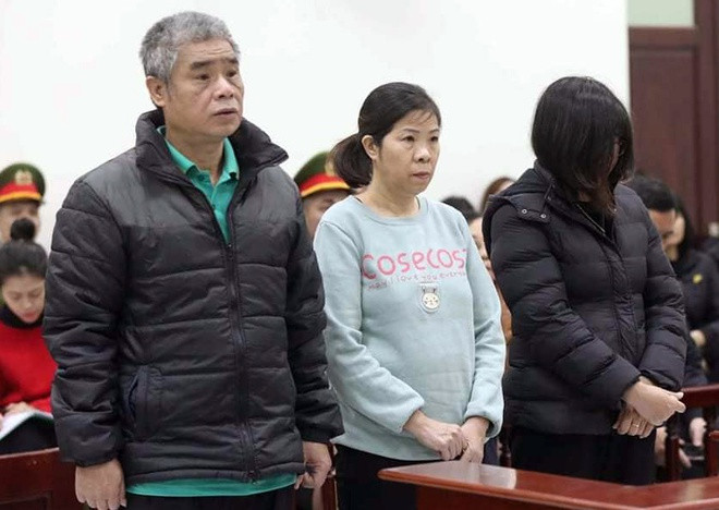 Ba bị cáo tại tòa. Ảnh: N.H.