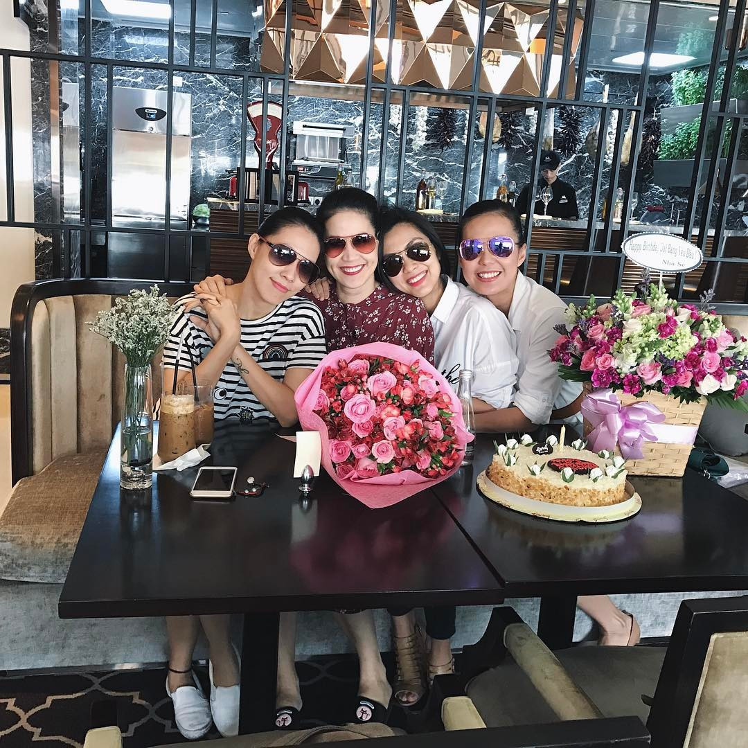 4 cô bạn thân luôn khiến người hâm mộ thích thú với những khoảnh khắc đời thường rất đỗi bình dị.