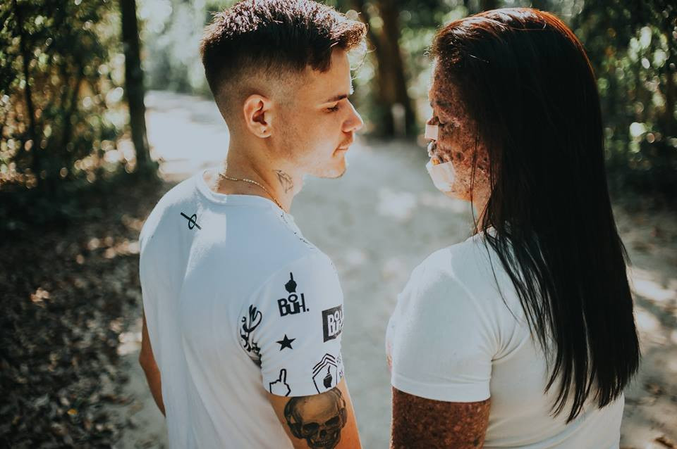 Những bức ảnh đẹp đến lay động này chính là minh chứng cho định nghĩa tình yêu cao thượng.