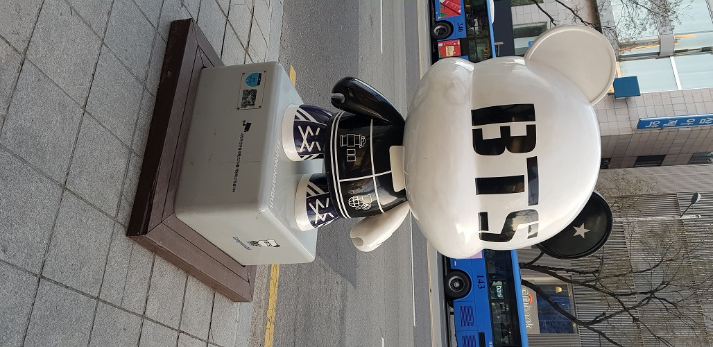 Dù không gặp được idol, Seoul vẫn là vùng đất thần tiên của các cô nàng fangirl đúng điệu ảnh 9