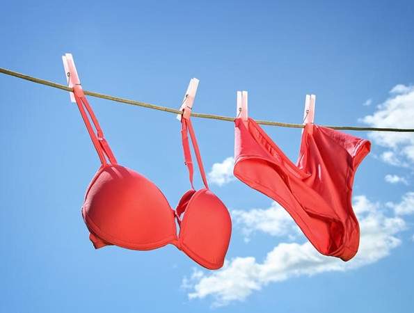 Quần chíp cần được thay hàng ngày, giặt thật kỹ, phơi ngoài nắng.