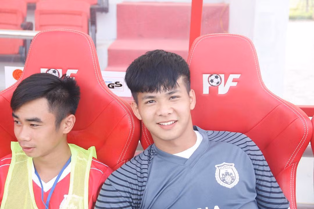 Hiện Thái Hiếu đang là thủ môn của U19 Việt Nam.