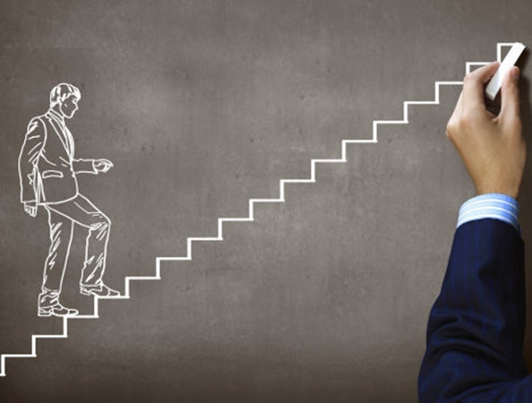 Là người đầu tiên đến nơi, nhưng là đến nhầm đích, thì cũng không có ý nghĩa gì.