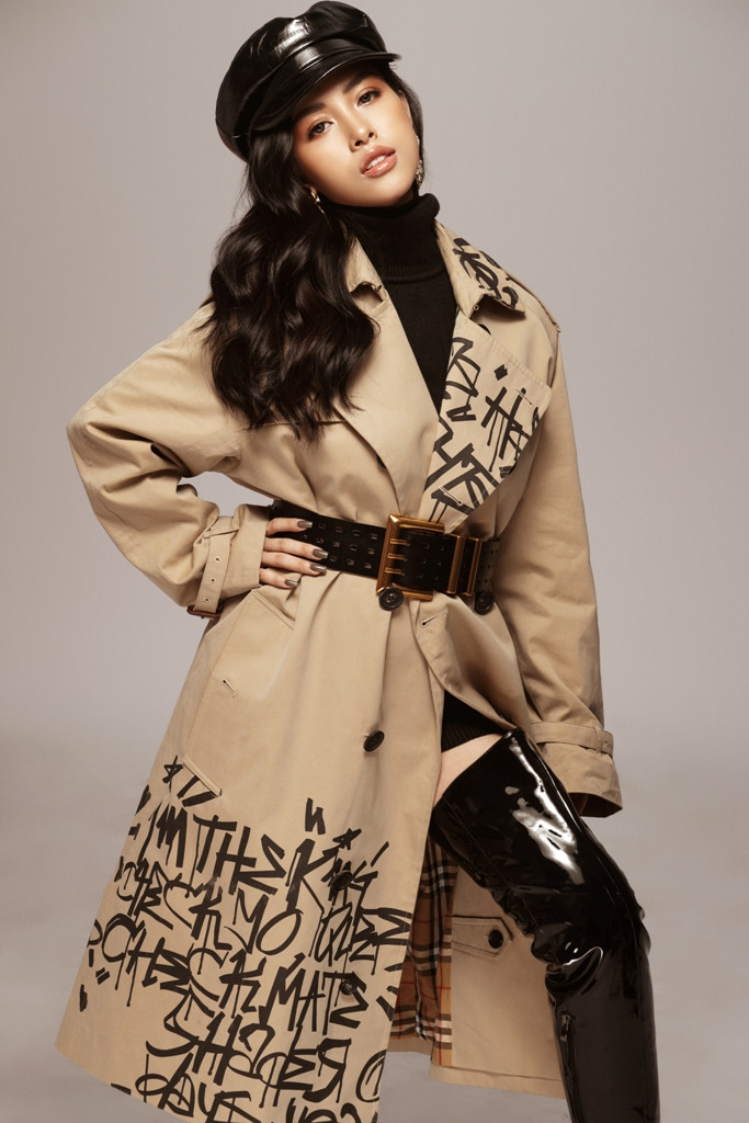 Trang Pilla sở hữu đôi mắt to tròn, sống mũi cao cùng đôi môi dày gợi cảm.