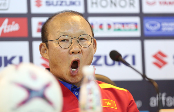 Thầy Park dường như không màng đến chuyện giữ gìn hình ảnh.