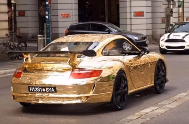 Xe được mệnh danh là chiếc "Porsche chậm nhất thế giới"