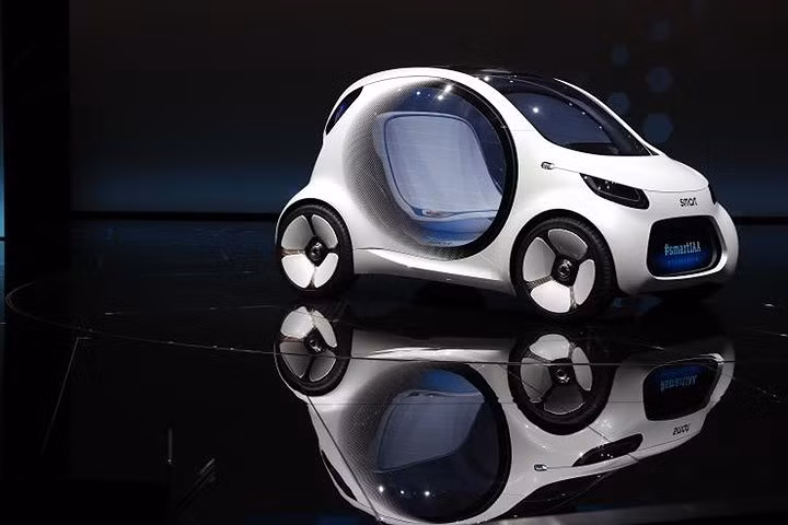 Mẫu xe tự hành Vision EQ.