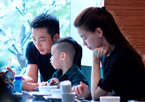 Trước đó, Hà Hồ và Cường Đô La đã có 8 năm chung sống bên nhau và trái ngọt là cậu con trai Subeo.