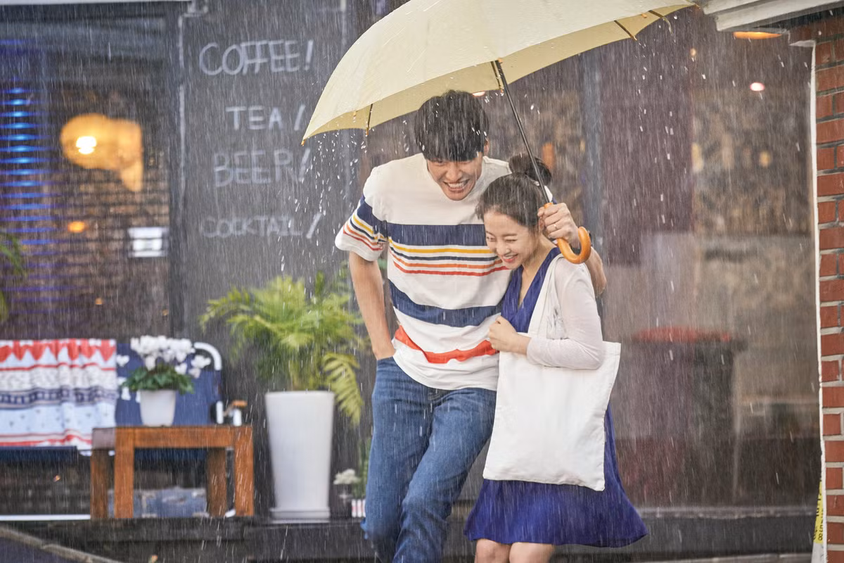 Những cặp đôi đũa lệch “nàng mét rưỡi - chàng mét tám” dễ thương trên màn ảnh châu Á ảnh 26