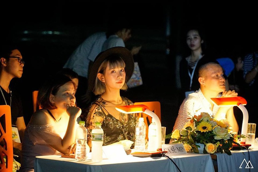 Nữ ca sĩ MIN – khách mời đặc biệt mùa UNICAMP 2017. Các bạn có tò mò về khách mời UNICAMP 2019 không?