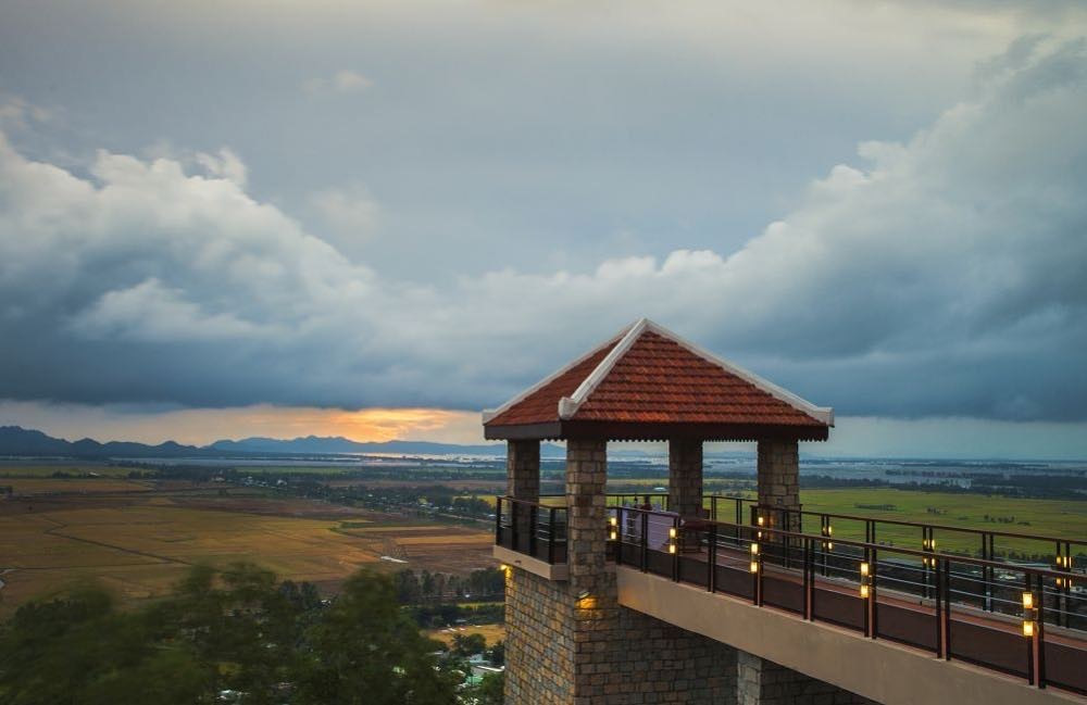 Ảnh: Victoria Núi Sam Lodge.