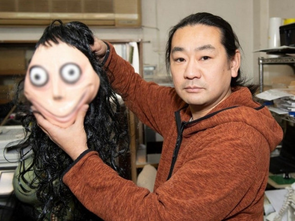 Quái vật Momo trên YouTube đã khiến trẻ em hoảng loạn, tự làm mình bị thương như thế nào? ảnh 3 Quái vật Momo trên YouTube đã khiến trẻ em hoảng loạn, tự làm mình bị thương như thế nào? ảnh 3