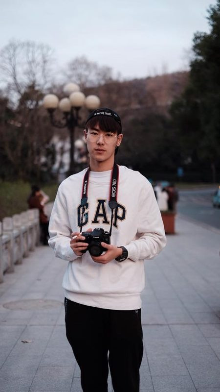 Nhìn ảnh này dễ nhiều người lầm tưởng là một mẫu nam mới nổi nào luôn ý chứ!