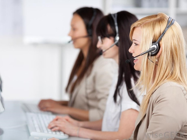 Người trực điện thoại tổng đài có thể nhận được những phản ứng vô cùng đa dạng của khách hàng.