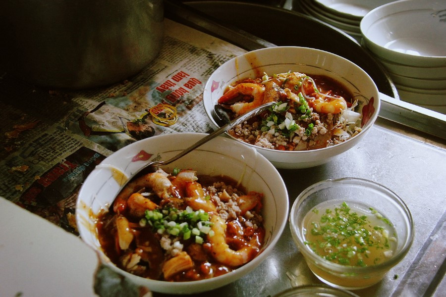 Các món ăn này quen thuộc đến nỗi người Sài Gòn quên mất chúng đến từ Campuchia ảnh 1