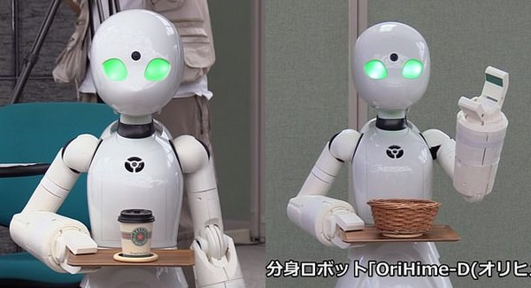 Gương mặt của các robot này được tích hợp microphone và camera