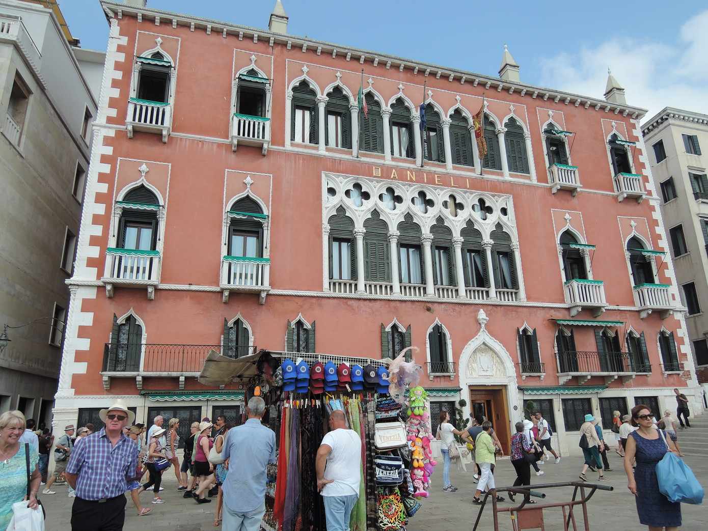 Vẻ đẹp cổ kính của Venice