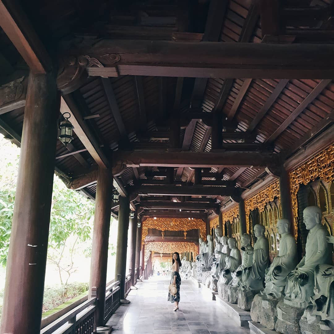 Hành lang La Hán dài và rộng bên trong chùa. (Ảnh: @moongsam) Hành lang La Hán dài và rộng bên trong chùa. (Ảnh: @moongsam)