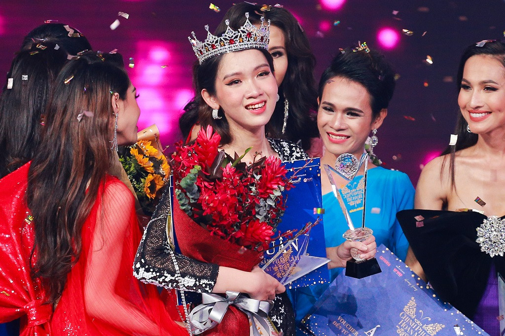 Quán quân Đỗ Nhật Hà.