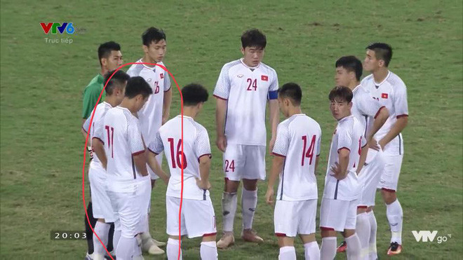 Khoảnh khắc fan nhận ra "sơ-vin có thể lây qua đường tình bạn".