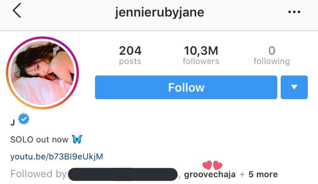 Quản lý của EXO follow tài khoản Instagram của Jennie hôm 13/12.