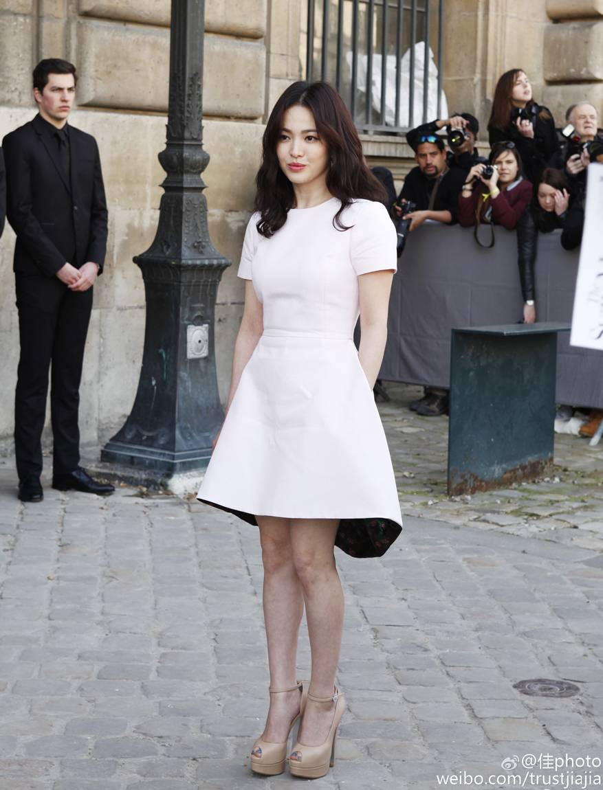 Đẹp như sao: Cùng Song Hye Kyo vượt qua nỗi khổ nấm lùn ảnh 5