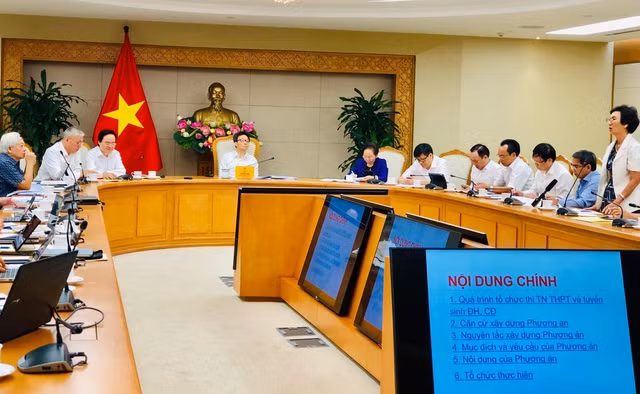 Hội đồng Quốc gia Giáo dục và Phát triển đã họp bàn về thi tốt nghiệp THPT quốc gia sau 2020.