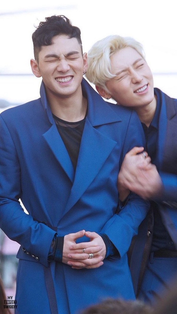 Minhyun cũng muốn dựa vào