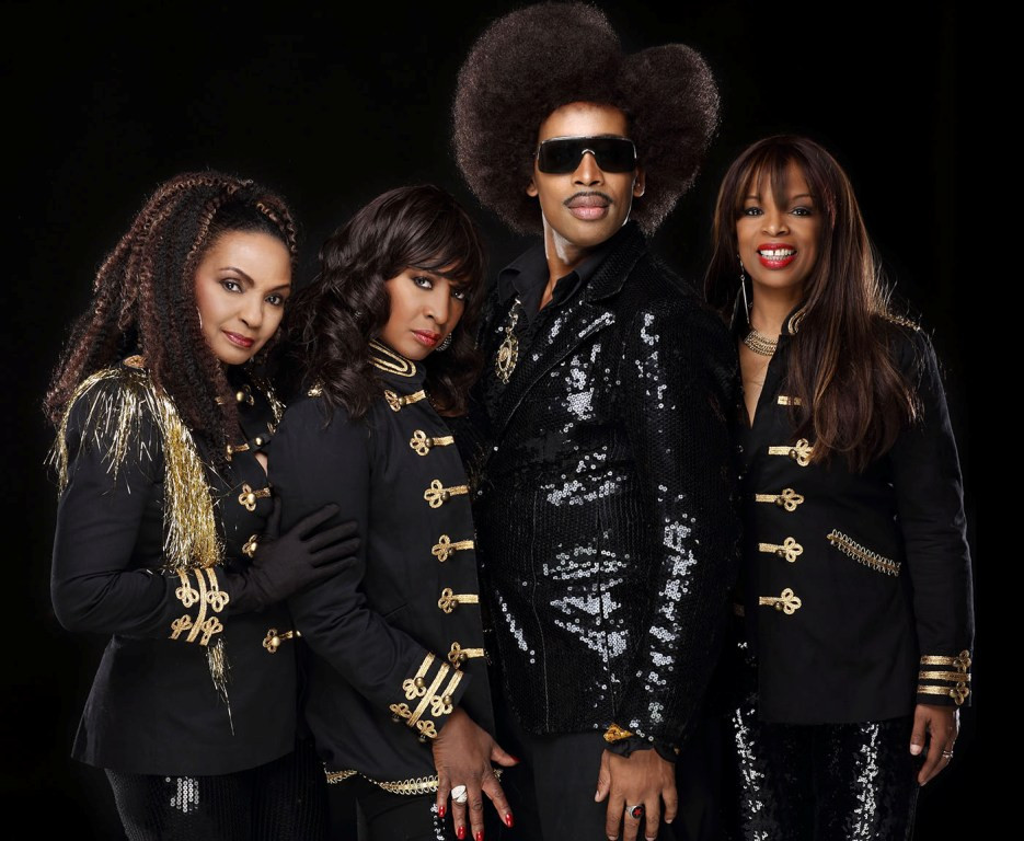 Nhóm nhạc Boney M là biểu tượng âm nhạc và thời trang trong một thời gian dài của những thập niên trước.