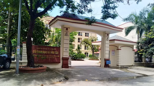 Sở Giáo dục và Đào tạo tỉnh Hòa Bình.