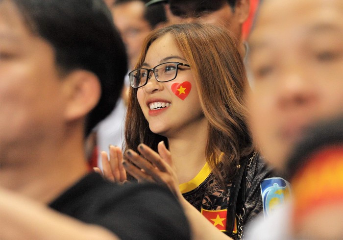 Nhật Lê vẫn theo dõi các trận đấu của đội tuyển Việt Nam.