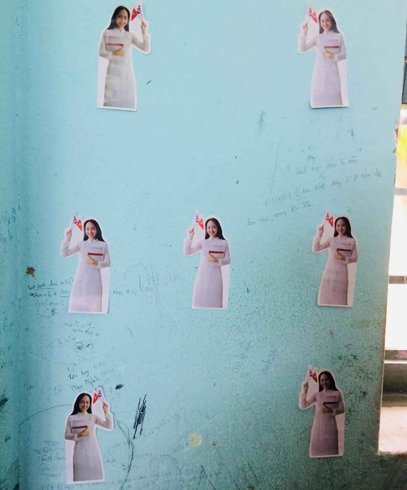 Các teen đang ráo riết truy lùng danh tính của nhân vật nữ chính nhưng chưa có kết quả