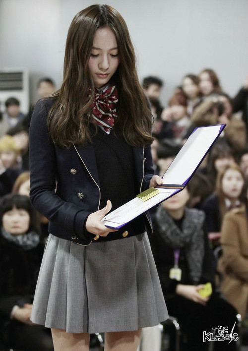 Hầu như idol K-Pop nào cũng là học sinh của một trong 4 ngôi trường này ảnh 2 Hầu như idol K-Pop nào cũng là học sinh của một trong 4 ngôi trường này ảnh 2