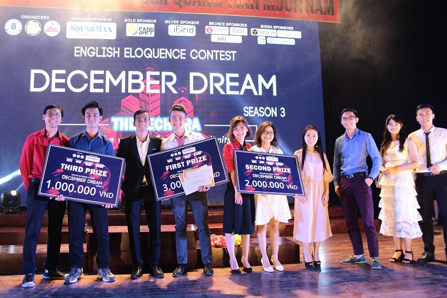 Giải nhất cuộc thi thuộc về bạn Nguyễn Thành Duy (ĐH Ngân Hàng Tp.HCM)