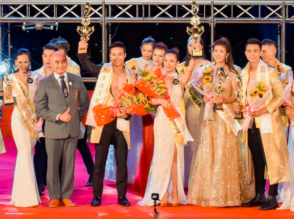 Vượt qua hàng ngàn thí sinh trên khắp cả nước, cặp đôi Xuân Đạt và Xuân Quỳnh đã đăng quang Quán quân Vietnam Fitness Model 2019.