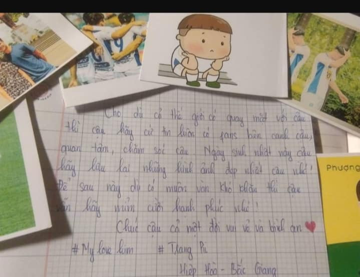 Những dòng thư tay fan Việt đăng tải trên mạng xã hội để chúc mừng sinh nhật cầu thủ. (Ảnh: Công Phượng FC 10)