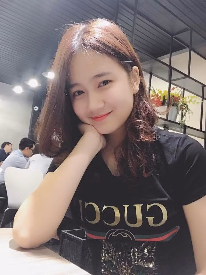 "Rụng tim" trước nét đẹp dịu dàng của nữ sinh Huế tại vòng sơ khảo "Hoa Khôi Sinh Viên 2018" ảnh 11