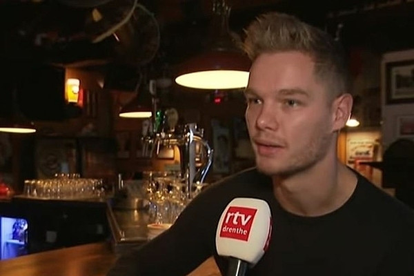 Chris Westerbeek - người đã báo cảnh sát.