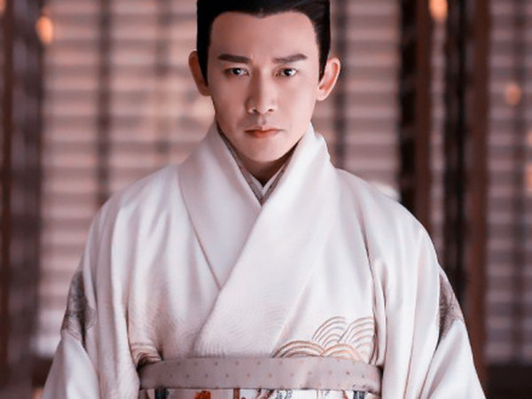 Nhiếp Viễn vai Lã Bất Vi.