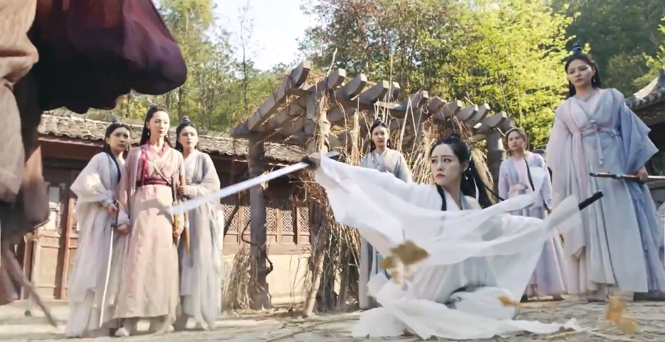 Trong trailer, Chúc Tự Đan vẫn rất ấn tượng trong vai Chu Chỉ Nhược.